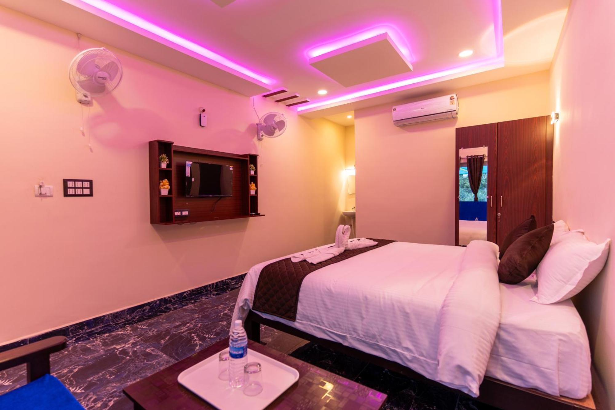 Auro Beach Resort Pondicherry Exterior foto